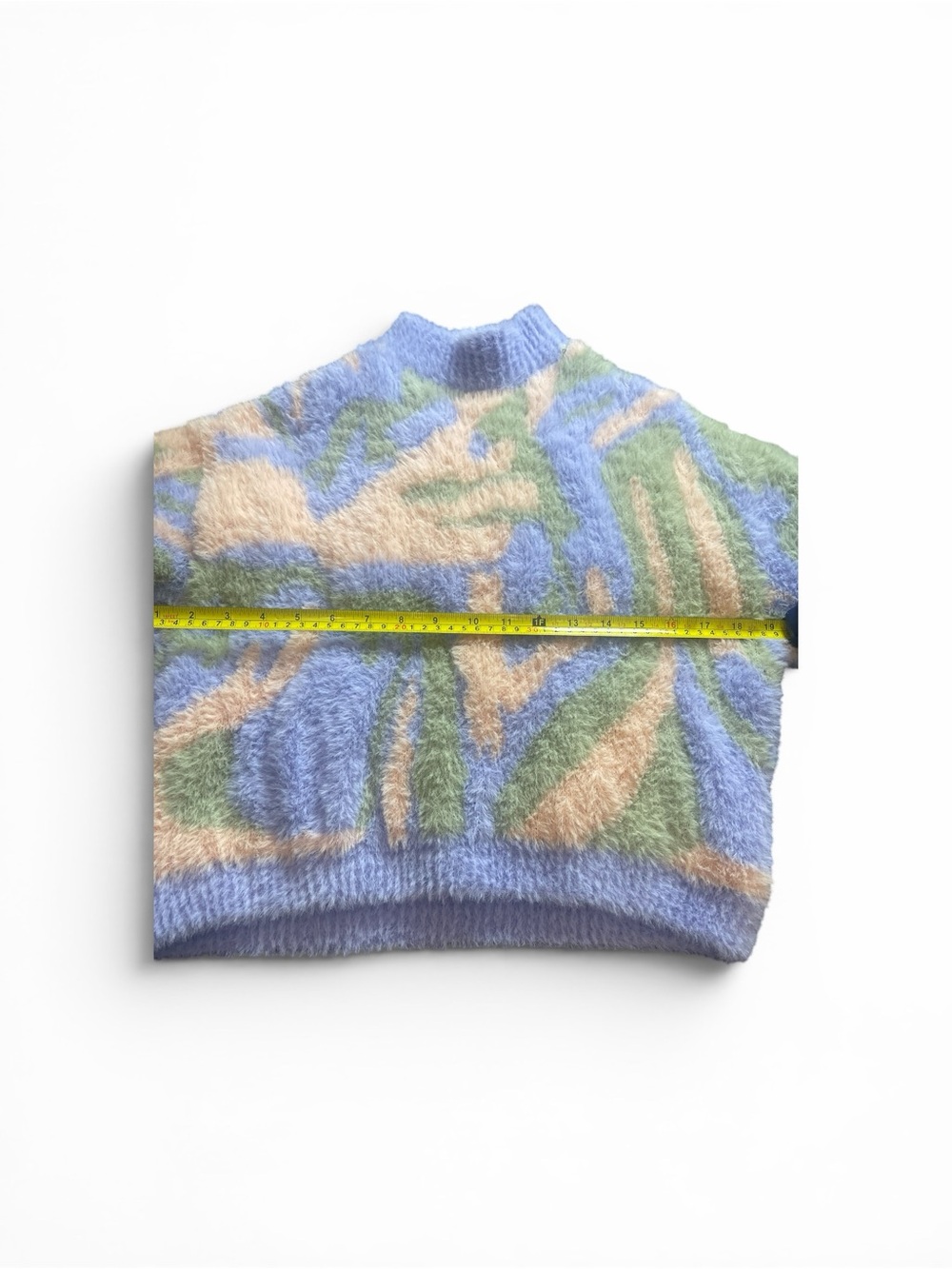 Bershka Pastel Abstract Fuzzy Turtleneck Sweater - Lavender, Green, Pink - Picture 5 of 9